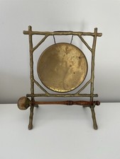 ANTIQUE AESTHETIC MOVEMENT