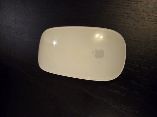 Apple magic mouse - magic, 2