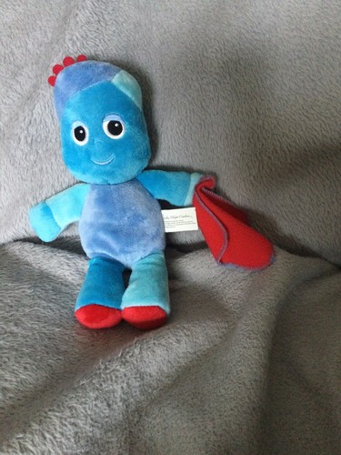 Soft singing iggle piggle - singing, red