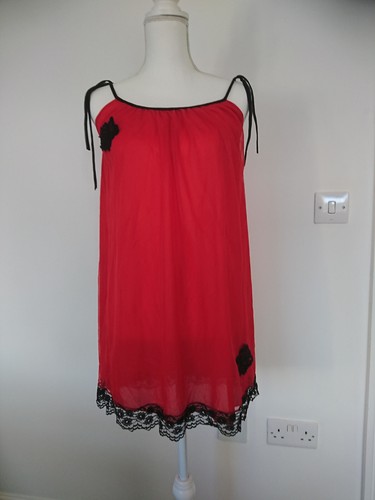 Vtg 1960 layer - red, ultra