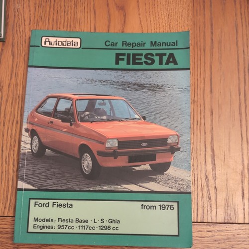Car repair ford fiesta - car,