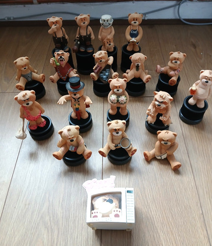 Bad taste bears job lot - taste, 18