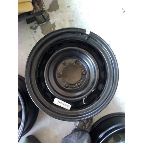 Rim wheel toyota hilux - rim,