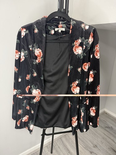 Peacocks black floral velvet - floral,