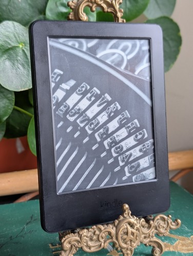 Amazon kindle 4gb wi fi - kindle, wi-fi
