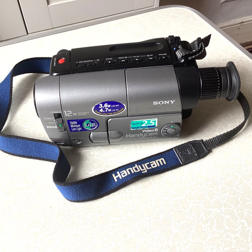 Sony ccd trv11e pal - , handycam