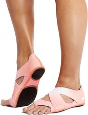 Nike Wmns Studio Wrap 3 PRT