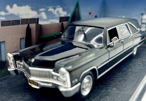 James bond 007 cadillac - james, hearse