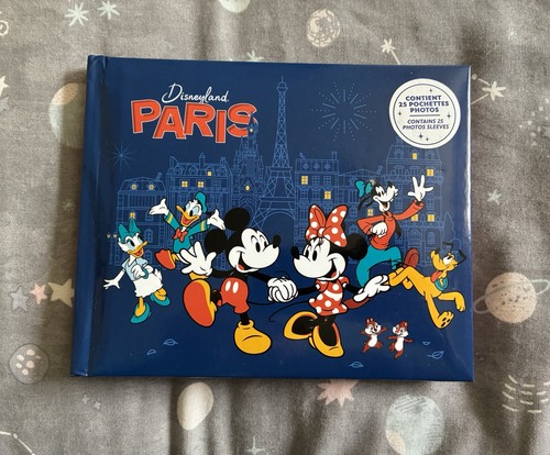 Disneyland paris autograph - paris,