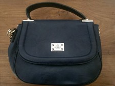 BESSIE LONDON DESIGNER