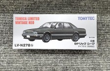 Tomica Nissan Cedric Cima 1/64