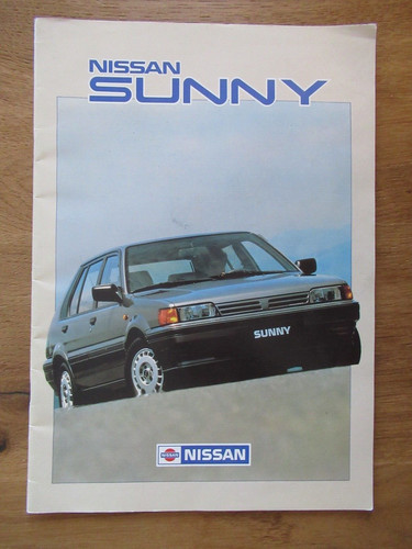 Nissan sunny sales brochure - sales,