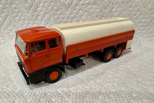 Vintage lion car daf 2800 - car,