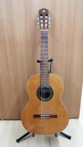 Alhambra classical guitar - alhambra,