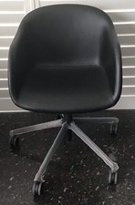 MUUTO CHAIR GAS LIFT NEW