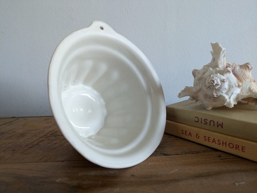 Wall hanging antique white - wall,