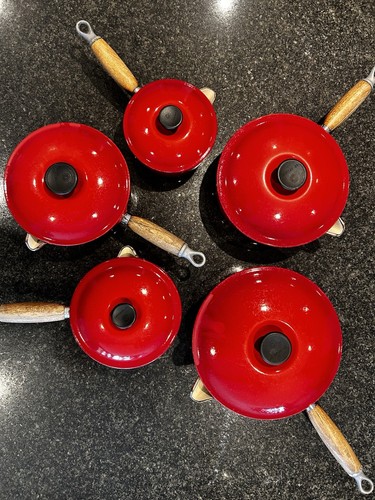 Creuset red piece - red,