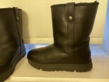 UGG Boots Size 5.5, Leather, Wool. In Good Conditions