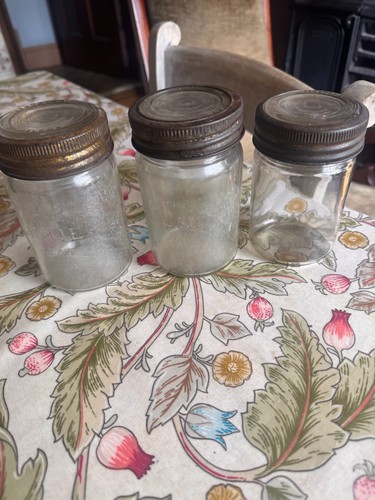 Vintage small kilner jars - 3,