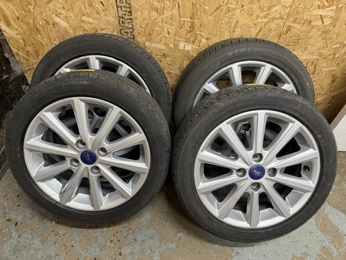 Ford fiesta max - b, titanium