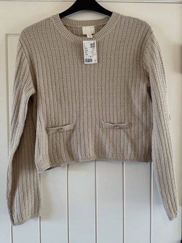 Nwt women knitted top - nwt,