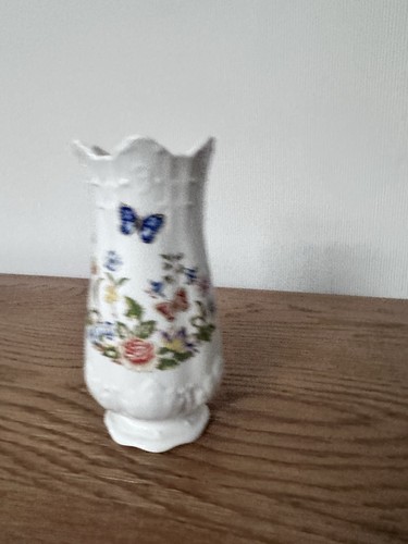 Aynsley bone china - bone, cottage
