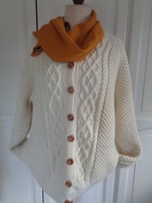 HAND KNIT CABLE KNIT JACKET