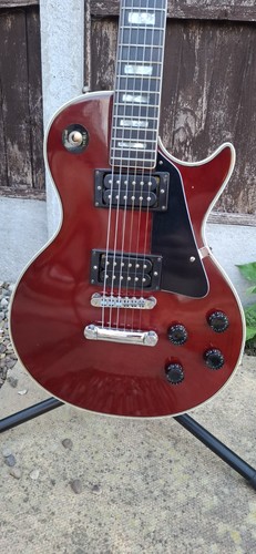 Hondo 740 wine - ii, les