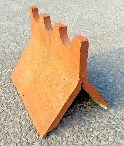 Roof tiles reclaimed ridge - tiles/,