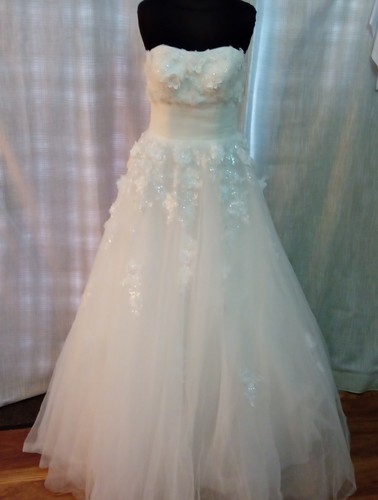 Wedding dress size ivory - wedding,