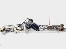 2208200742 front windscreen