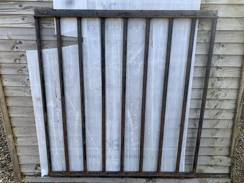 Internal stable grills bars - stable,