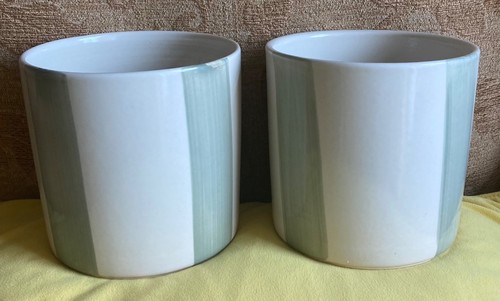 Pair ceramic plant pot - pair,