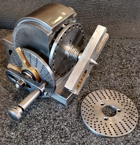 Dividing head cleaned - cleaned, and