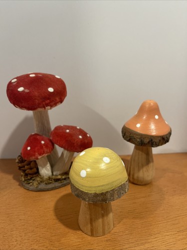 Lot mushrooms decorative - mushrooms,
