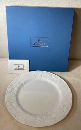 Wedgwood strawberry vine - &,