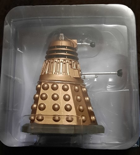 Doctor who figurine - 25,