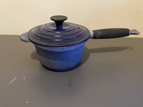 Creuset cast iron - le,