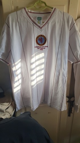 1982 1983 aston villa away - 1982,