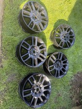 New land rover defender 19”