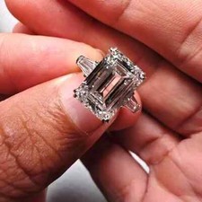 4.24Ctw Emerald Cut Moissanite