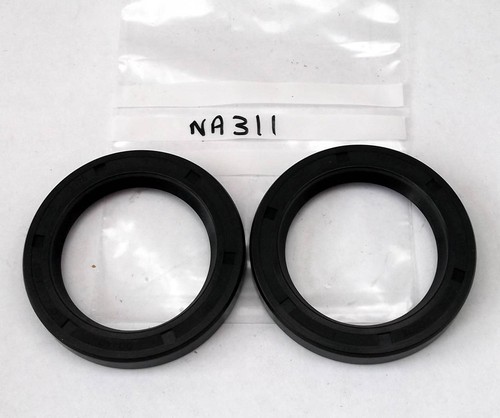 Pair hub oil - seals, mg