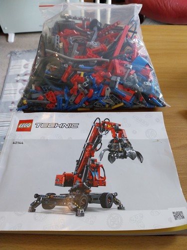 Lego technic 42144 material - lego,