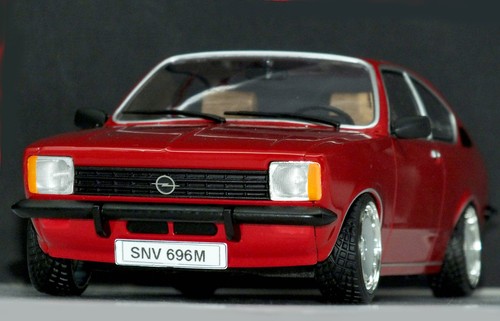 Custom 1974 opel - 1:18,