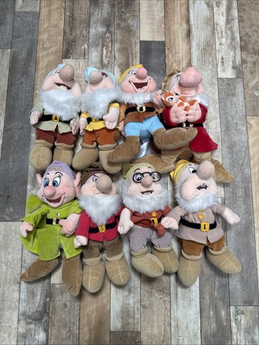 Disney store set - disney,