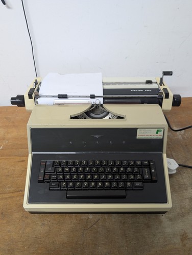 Vintage retro adler 131d - retro,