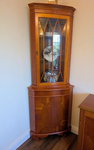 Moving clearance lovely yew - moving,