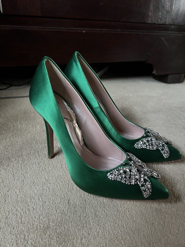 Aruna seth emerald - emerald, satin