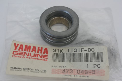 Valve bushing exhaust - , cylinder