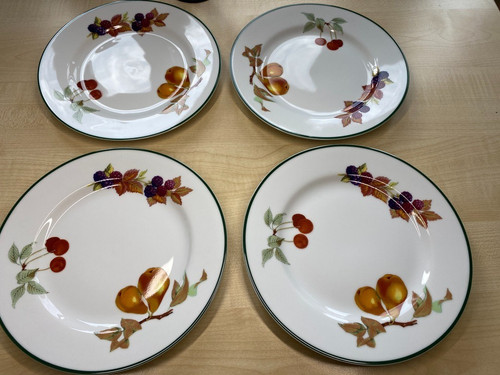 Royal worcester evesham - 4, x